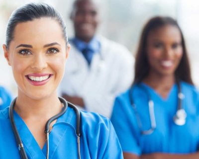 Estudiar curso de Auxiliar de Enfermería en Instituciones Sanitarias Públicas