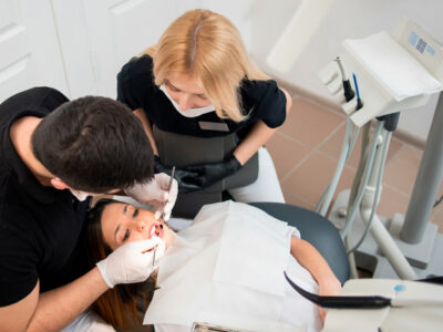 Conviértete en Auxiliar Odontológico profesional