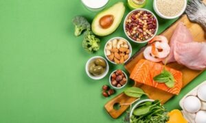 Conoce qué es la pirámide nutricional, para qué sirve y cómo está compuesta.