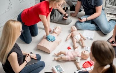 Tipos de primeros auxilios clínicos y su correcta aplicación