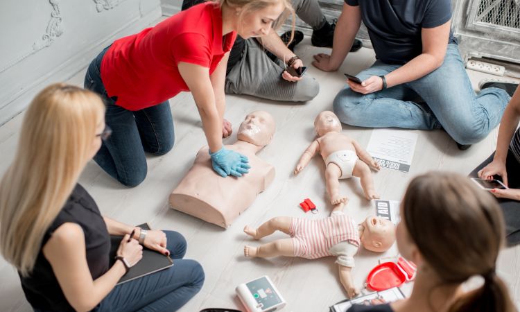 primeros auxilios clínicos